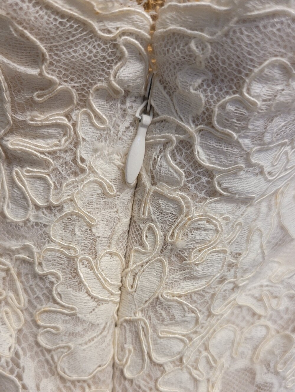 Vintage Pronovias Barcelona Lace Mermaid Wedding  Ivory Halter Bridal Gown 8 - Picture 11 of 15